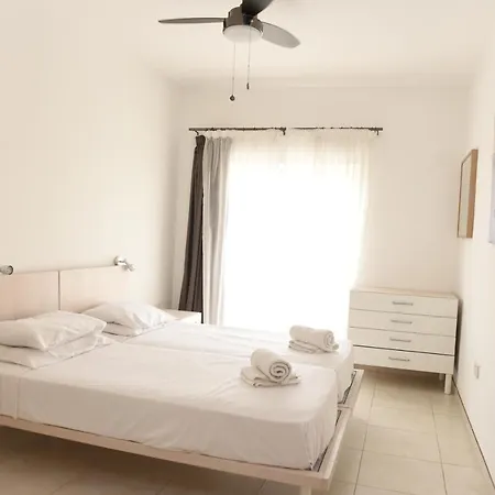 Hortensia 2 Bedroom * St. Paul's Bay