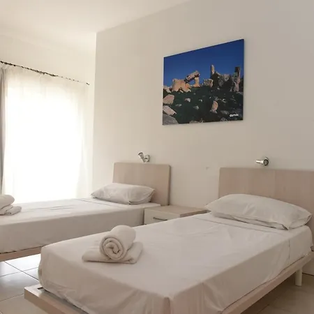 Hortensia 2 Bedroom Appartement *
